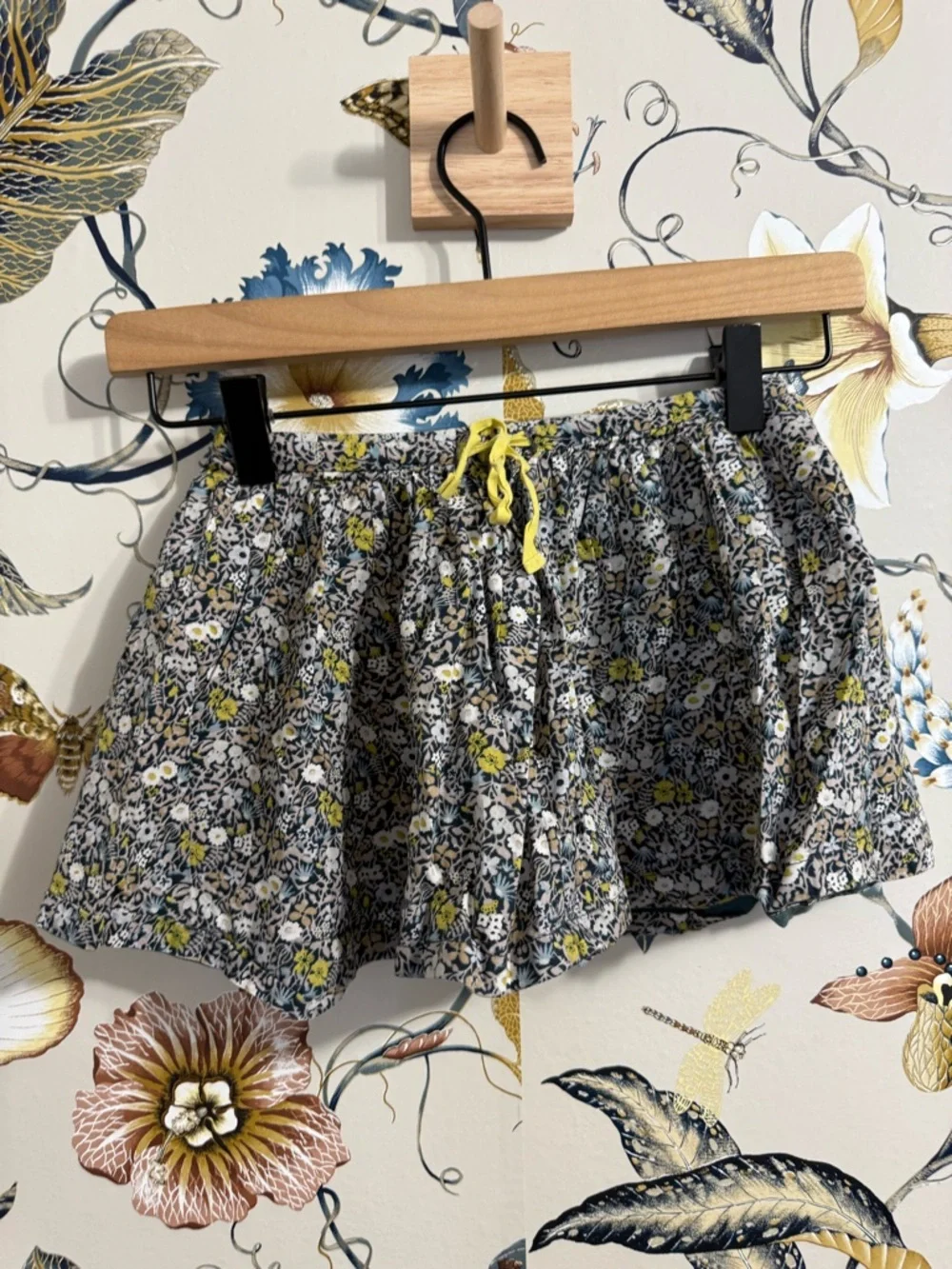 Bonpoint Floral Cute Girly Flowy Skirt Size 4